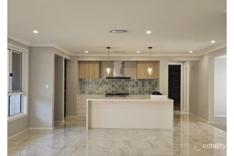 Property photo of 3 Airfield Street Park Ridge QLD 4125