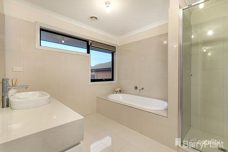 Property photo of 52 Linacre Drive Bundoora VIC 3083