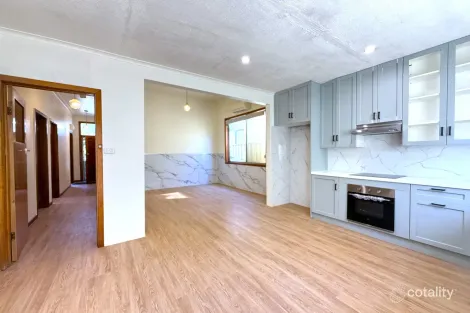 Property photo of 49 Wolverhampton Street Footscray VIC 3011