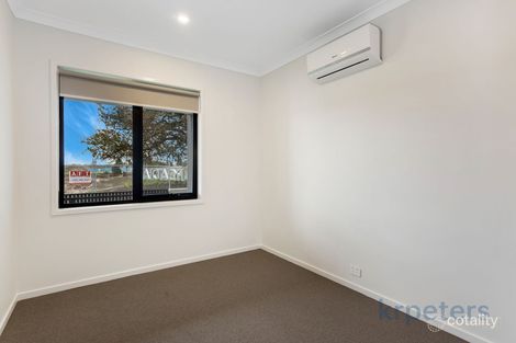 Property photo of 3 Tagore Walk Officer VIC 3809