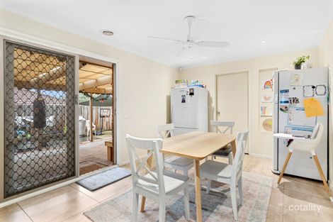 Property photo of 10 Fleetwood Drive Narre Warren VIC 3805