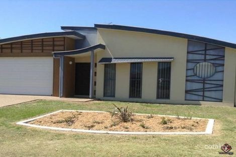 3 Swan View Ct, Toogoom, QLD 4655