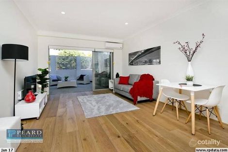 Property photo of 2/11 Dongara Street Innaloo WA 6018