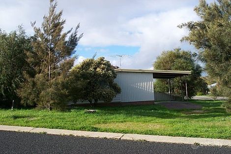 16 Barbara St, Falcon, WA 6210