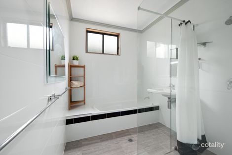 Property photo of 31 George Avenue Kings Point NSW 2539