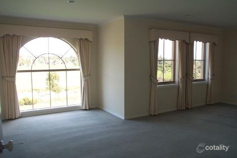 Property photo of 12 Claremont Way Lysterfield VIC 3156