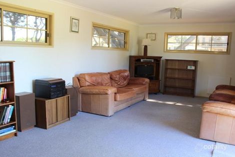 Property photo of 22 Saturn Parade Venus Bay VIC 3956