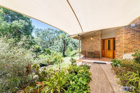 Property photo of 20 Taylor Place Greenleigh NSW 2620