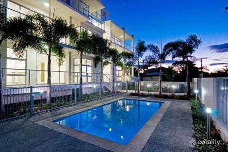 Property photo of 9/8-10 Victor Avenue Paradise Point QLD 4216