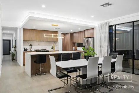 Property photo of 3B Pascoe Street Karrinyup WA 6018