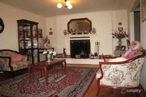 Property photo of 10 Finisterre Court Frankston VIC 3199