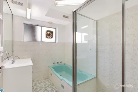 Property photo of 1/17 Zelang Avenue Figtree NSW 2525
