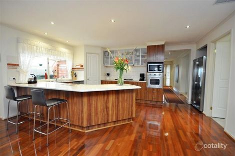 Property photo of 6 Dewvale Place Craigieburn VIC 3064