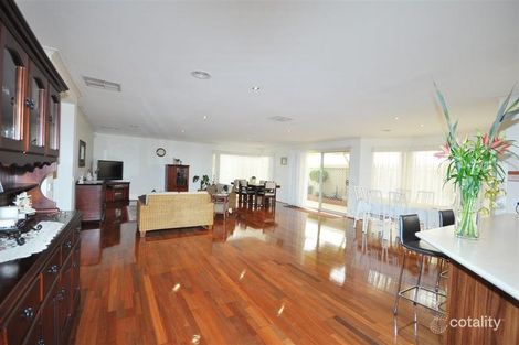 Property photo of 6 Dewvale Place Craigieburn VIC 3064