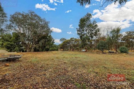12 Cheetaning St, Wandering, WA 6308