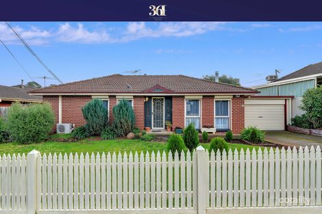 24 Manson Dr, Melton South, VIC 3338