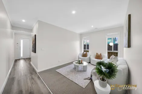 Property photo of 1 Generation Crescent Mambourin VIC 3024