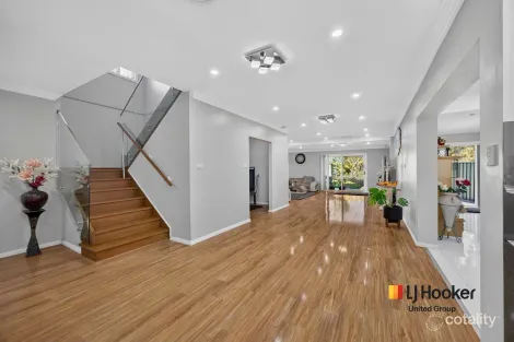 Property photo of 30 Erin Place Casula NSW 2170