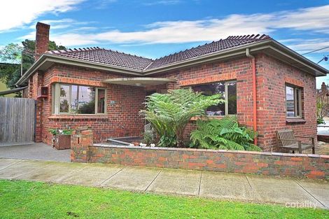 Property photo of 39 Toolambool Road Carnegie VIC 3163