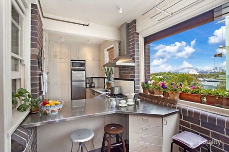 Property photo of 12/2-4 St Neot Avenue Potts Point NSW 2011