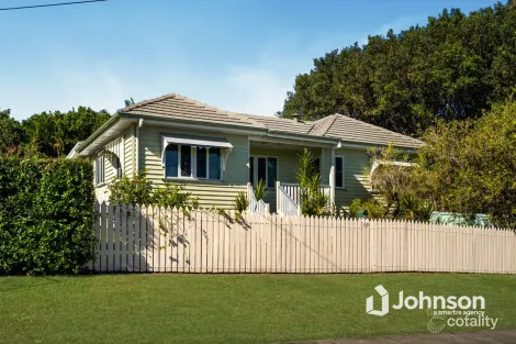 Property photo of 38 Curve Avenue Wynnum QLD 4178