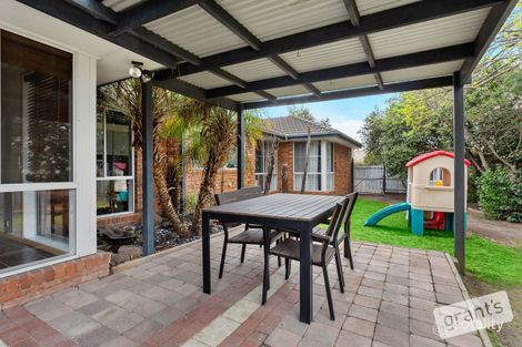 Property photo of 1 Oldhome Court Narre Warren South VIC 3805