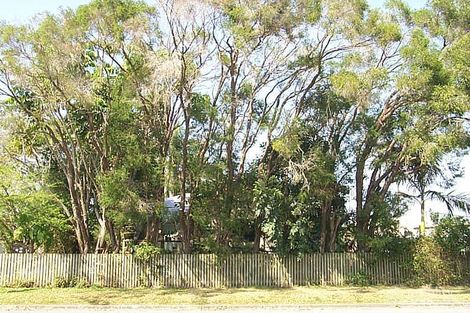 2-4 Cornwall St, North Mackay, QLD 4740