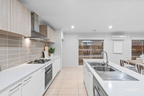 Property photo of 14 Corella Road Armstrong Creek VIC 3217