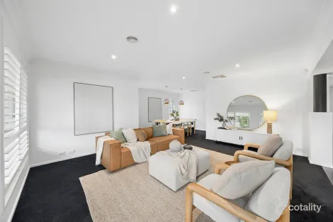 Property photo of 55 Rollston Street Amaroo ACT 2914