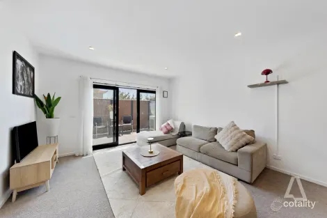 Property photo of 201/17 Mullenger Road Braybrook VIC 3019