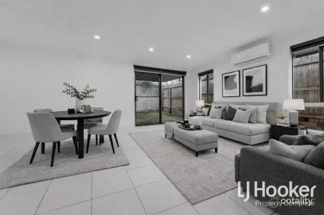 8 Flint St, Yarrabilba, QLD 4207