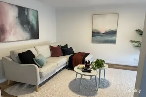 Property photo of 11 Ivythorne Grove Kiara WA 6054