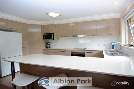 7 Austen Rd, Lake Heights, NSW 2502