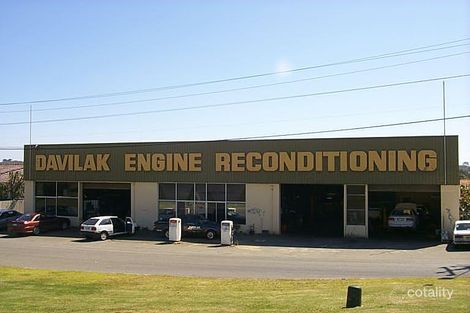 3 Hamilton Rd, Hamilton Hill, WA 6163