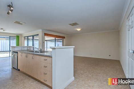 Property photo of 9 Autumn Crescent Thornlie WA 6108