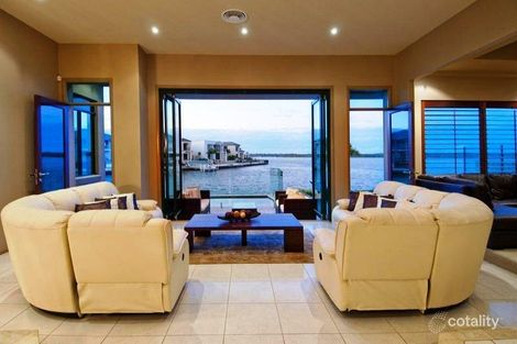 Property photo of 48 The Peninsula Paradise Point QLD 4216