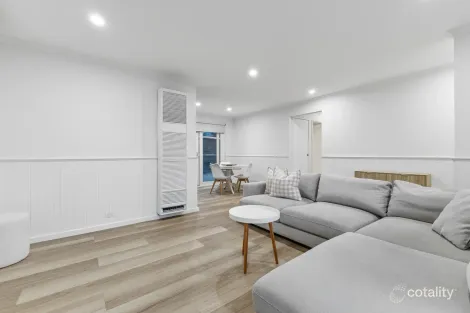 Property photo of 43 Cameron Way Pakenham VIC 3810