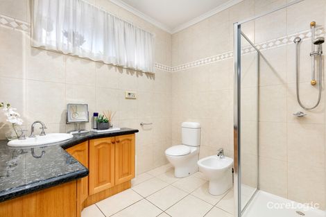 Property photo of 18 Dowding Close Fawkner VIC 3060