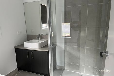 Property photo of 10 Echidna Drive Beveridge VIC 3753
