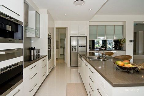 Property photo of 23 Hampton Court Paradise Point QLD 4216