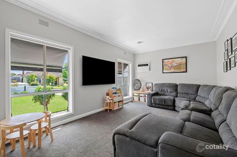 Property photo of 19 Alamein Court Golden Square VIC 3555