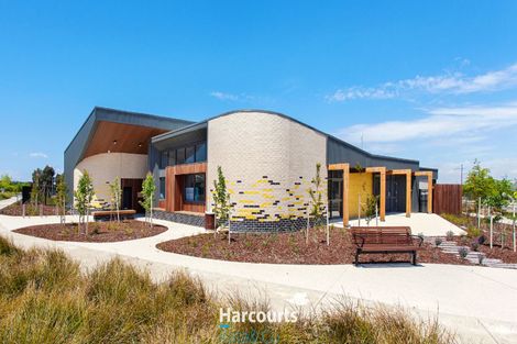 Property photo of 1 Meander Way Beveridge VIC 3753