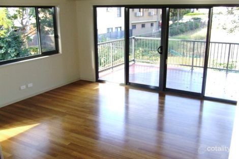 Property photo of 2/16 Brasted Street Taringa QLD 4068