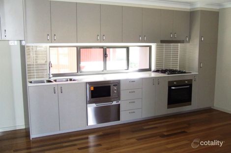 Property photo of 2/16 Brasted Street Taringa QLD 4068