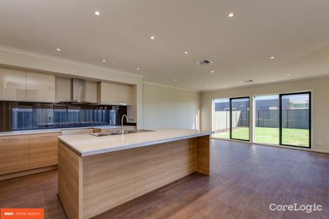 Property photo of 11 Elodea Way Cranbourne North VIC 3977