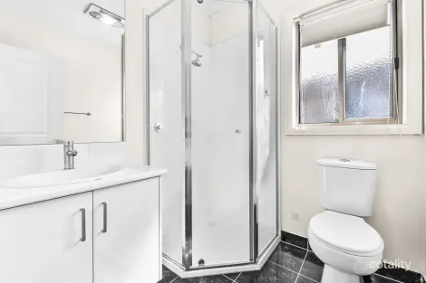 Property photo of 2/927 Heatherton Road Springvale VIC 3171