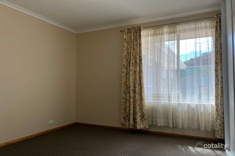 Property photo of 23 Kensington Way Burton SA 5110