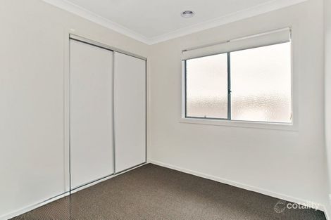 Property photo of 98 Grassbird Drive Point Cook VIC 3030