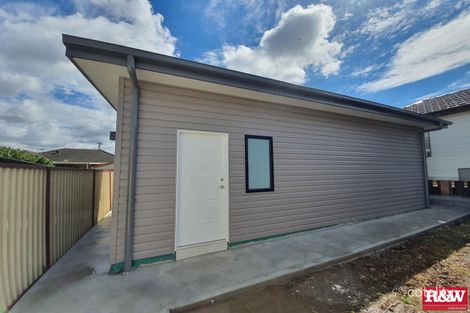 20 Sutherland St, Canley Heights, NSW 2166