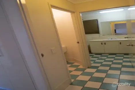 Property photo of 4/29 Esmond Street Emerald QLD 4720